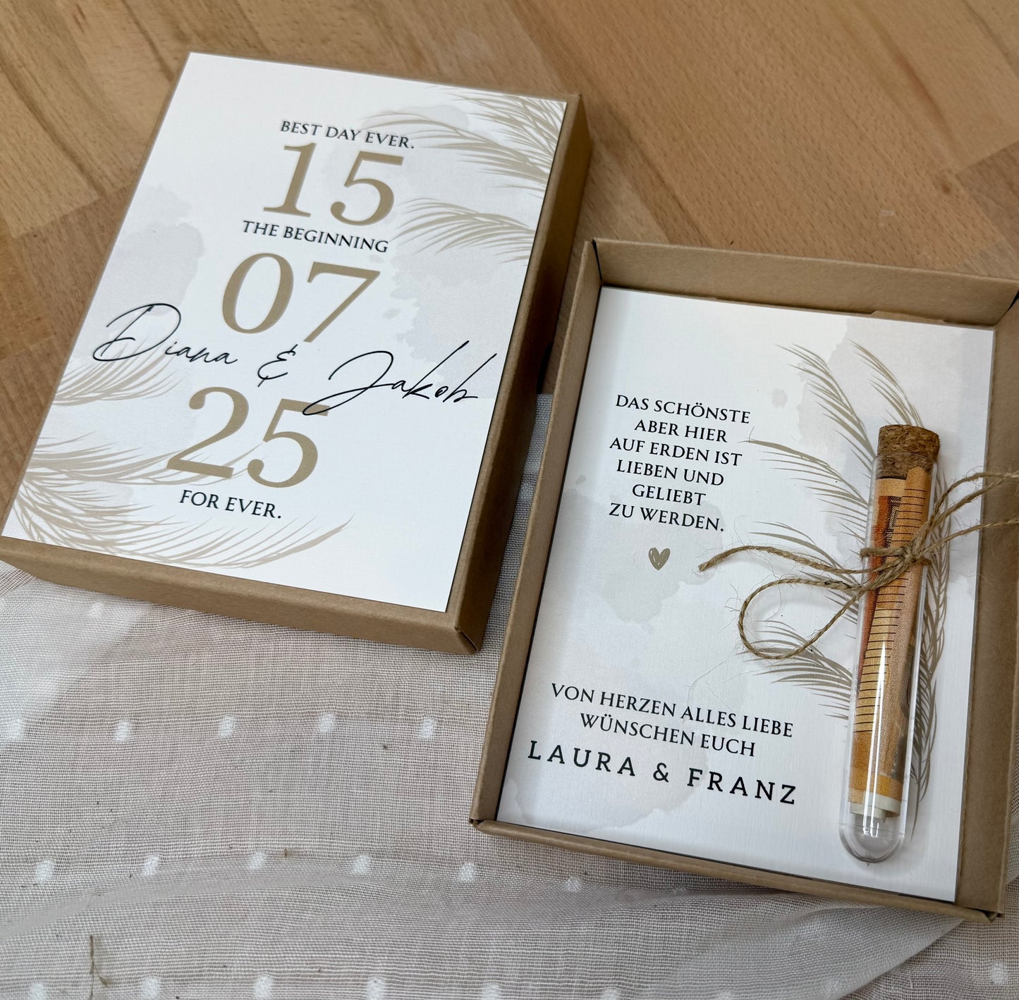 Personalisiertes Geldgeschenk zur Hochzeit-– Geschenkbox mit Reagenzglas & im Boho-Stil – Hochzeitsgeschenk für Brautpaar