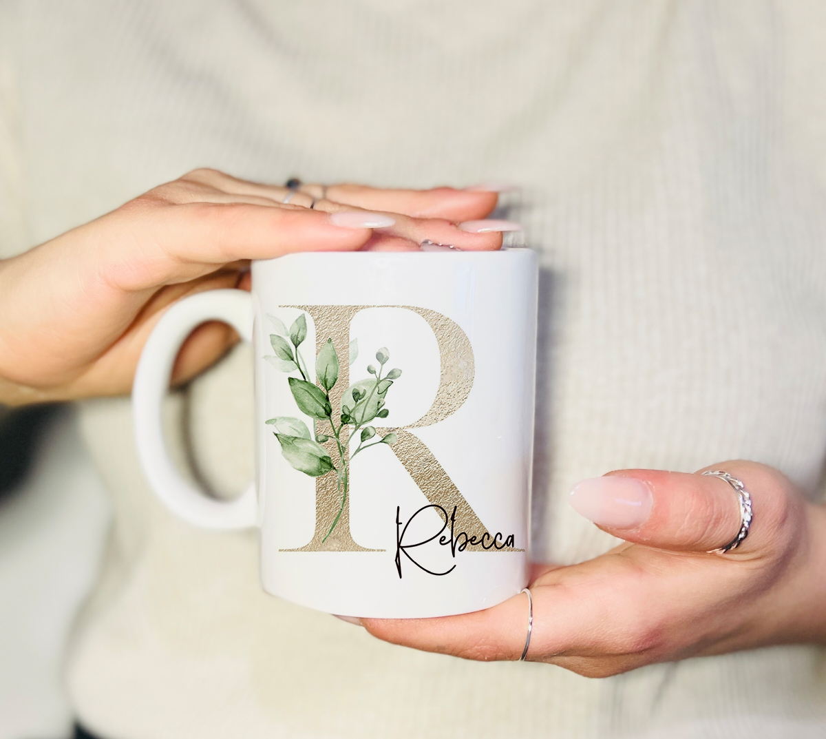 Personalisierte Tasse mit Namen, Buchstaben und Wunschtext