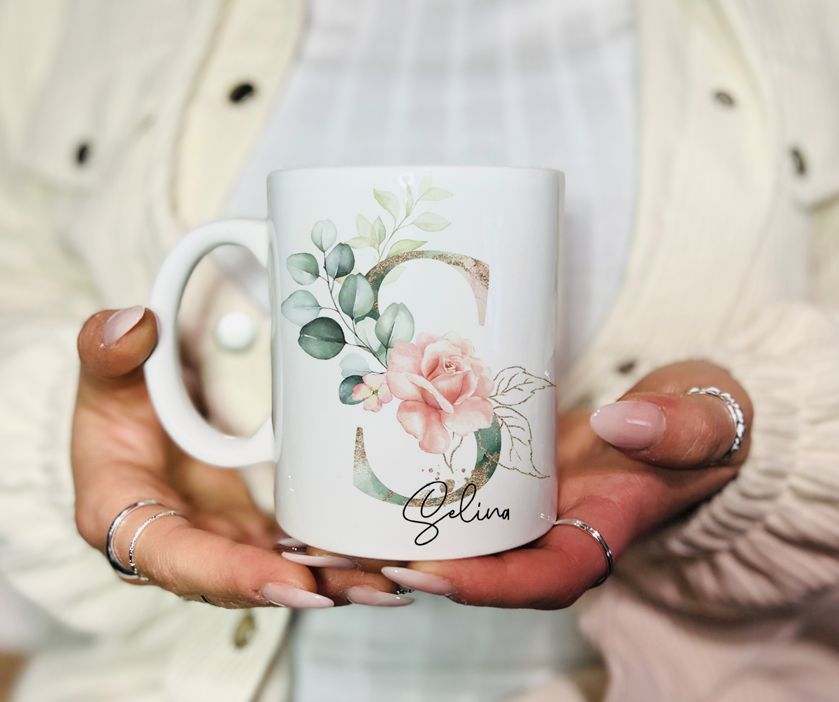 Personalisierte Tasse mit Namen, Buchstaben und Wunschtext