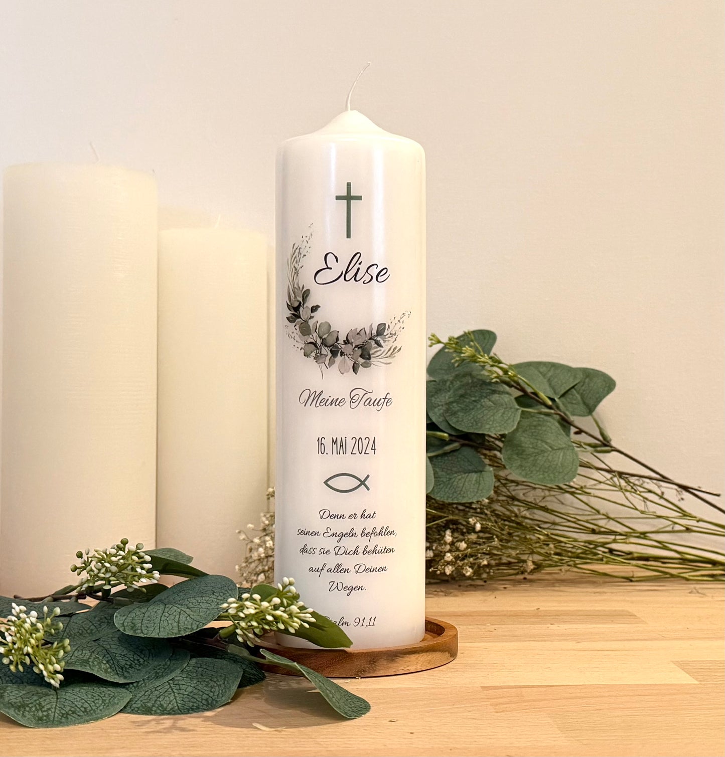 Kommunionskerze Taufkerze Eukalyptus Kranz personalisiert | Kerze zur Kommunion & Konfirmation Taufe |Für Jungen/ Mädchen Kommunionkerze Patenkerze