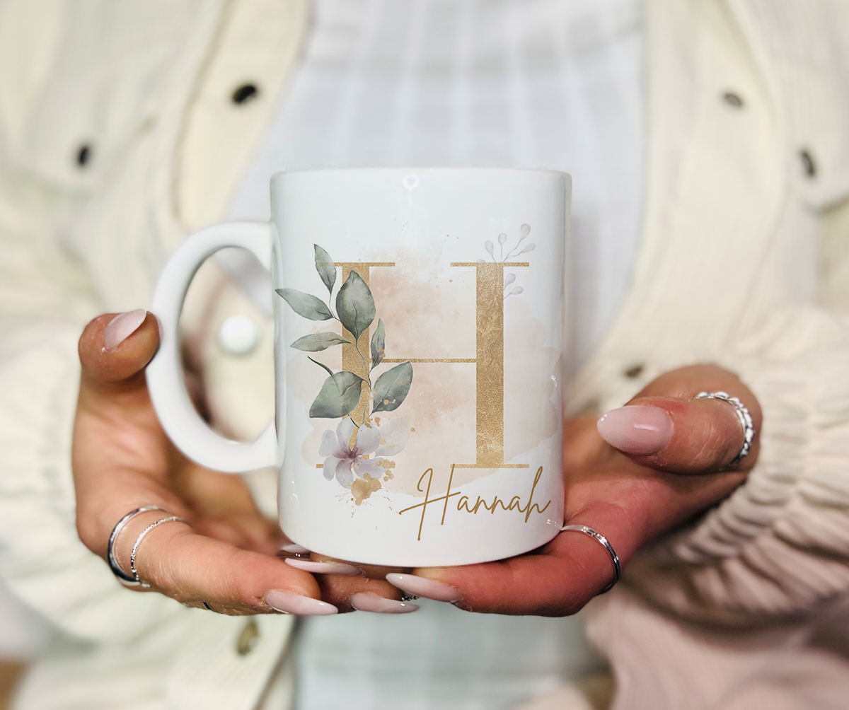Personalisierte Tasse mit Namen, Buchstaben und Wunschtext Für Männer und Frauen